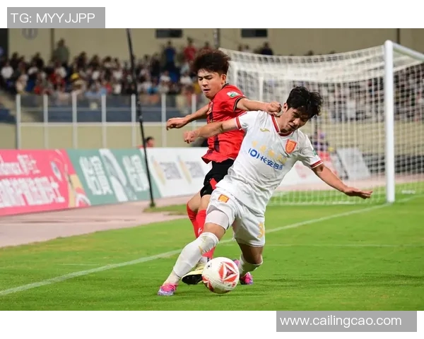 重庆足球队进攻表现分析与防守漏洞探讨